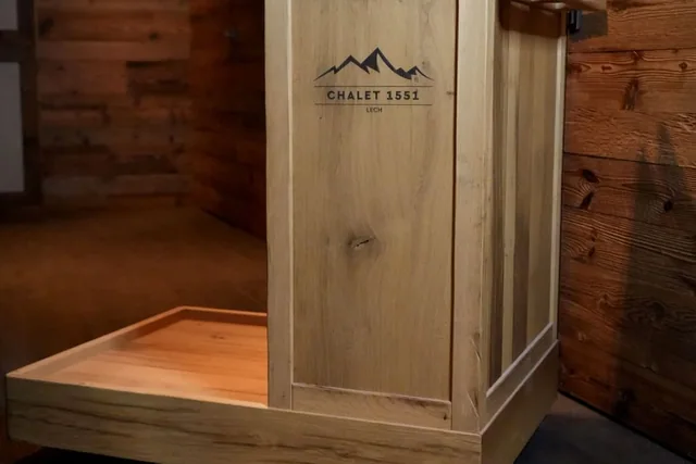 Kofferwagen aus Holz für Chalet 1551