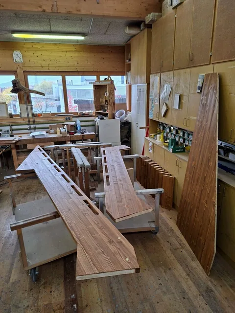 Vorbereitung von Treppe und Geländer